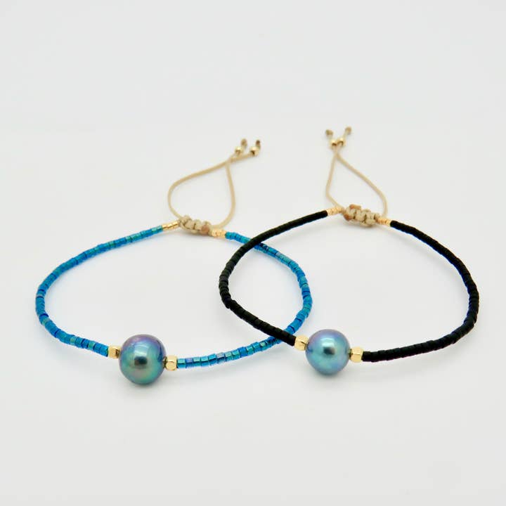 Ferskvandsperlearmbånd med påfuglefarver - Begrænset udgave for engroshandel hos Rosamariposa