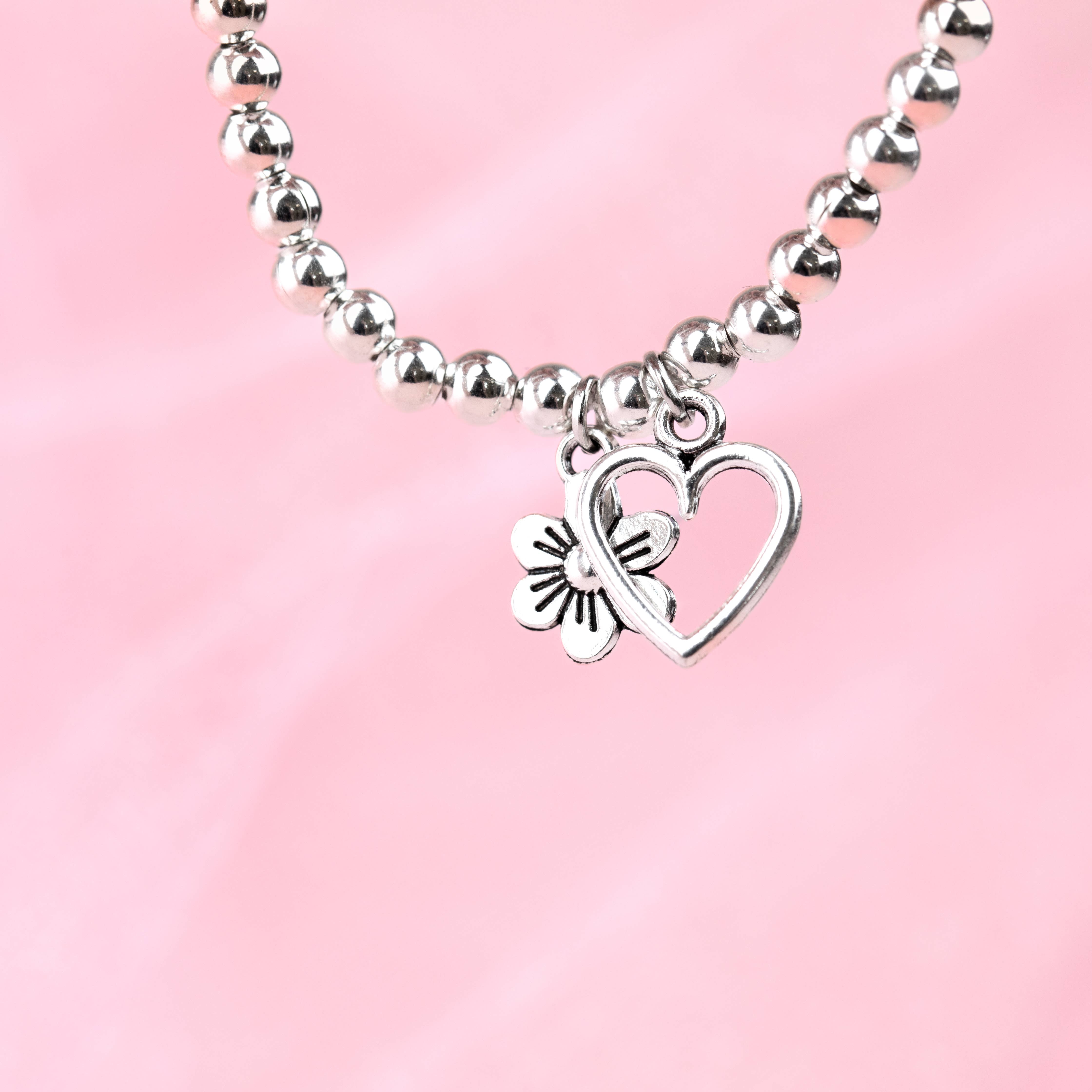 Letterbox Love Bracelets – wholesale Charm/dangle bracelet – Fabulous Friend Silver Plated Beaded Bracelet in Box 5