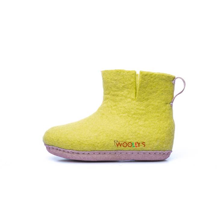 Bota infantil de interior con suela de cuero - verde lima para venta al por mayor de Woollyes Inc