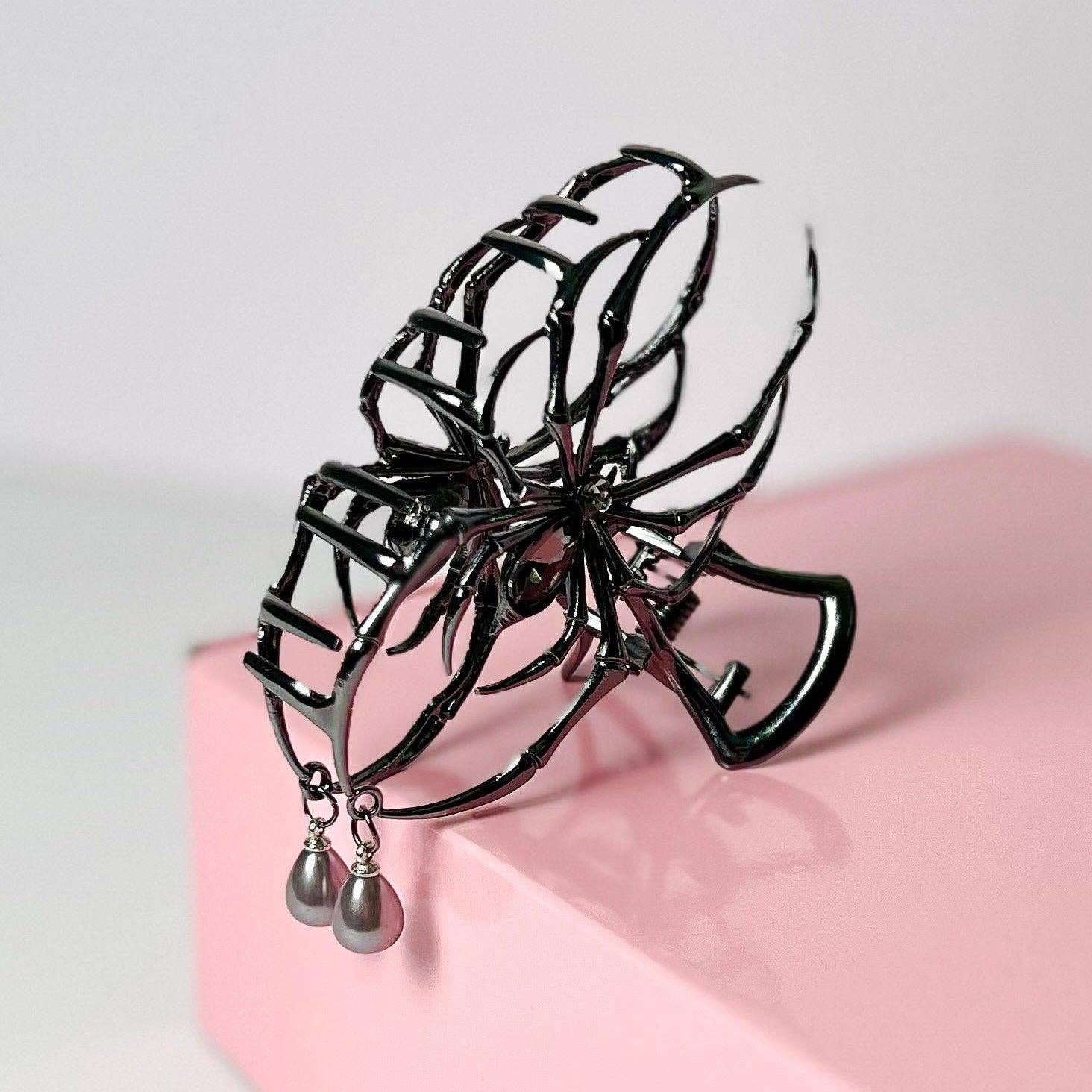 B. LUVV & CO. - Wholesale Hair Clip - Women's - Spider Hair Claw5