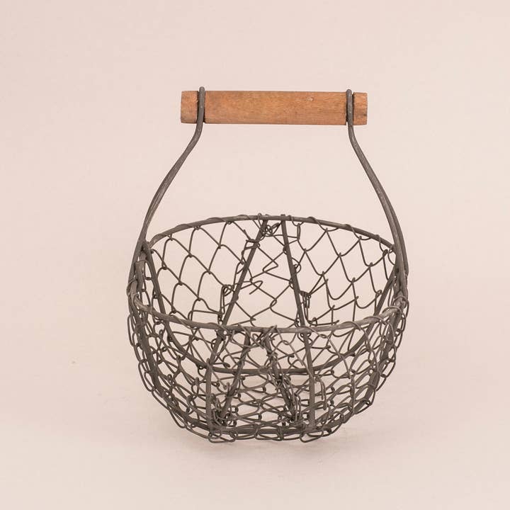 Indy Supply Co - Vendita all'ingrosso Cestini - Piccolo cestello in filo metallico poco profondo con manico fisso in bronzo2