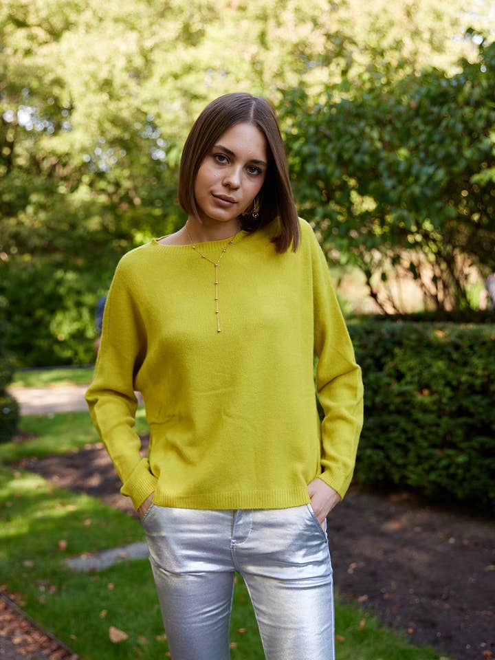 Chelsea – Viscose Blend Sweater In Lime for wholesale by Y LONDON