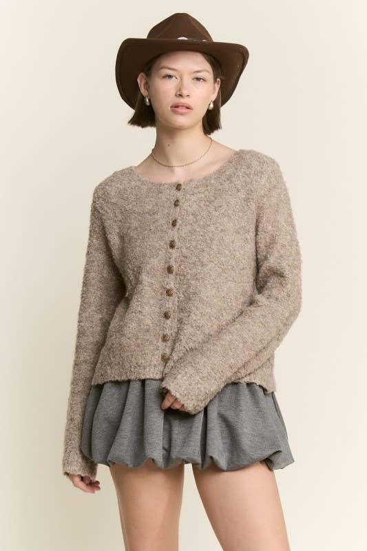 JADE BY JANE - Venta al por mayor Cárdigan - Mujer - CÁRDIGAN DE PUNTO LISO TALLA GRANDE CON BOTONES Y CUELLO REDONDO14