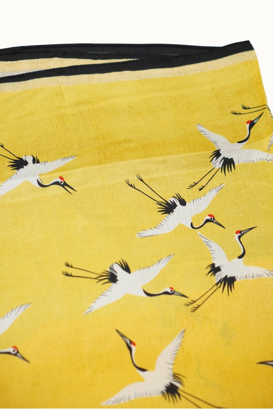 Olive & Pique - Vendita all'ingrosso Sciarpa - Donna - Sciarpa in raso «So Silky», versatile, gialla2