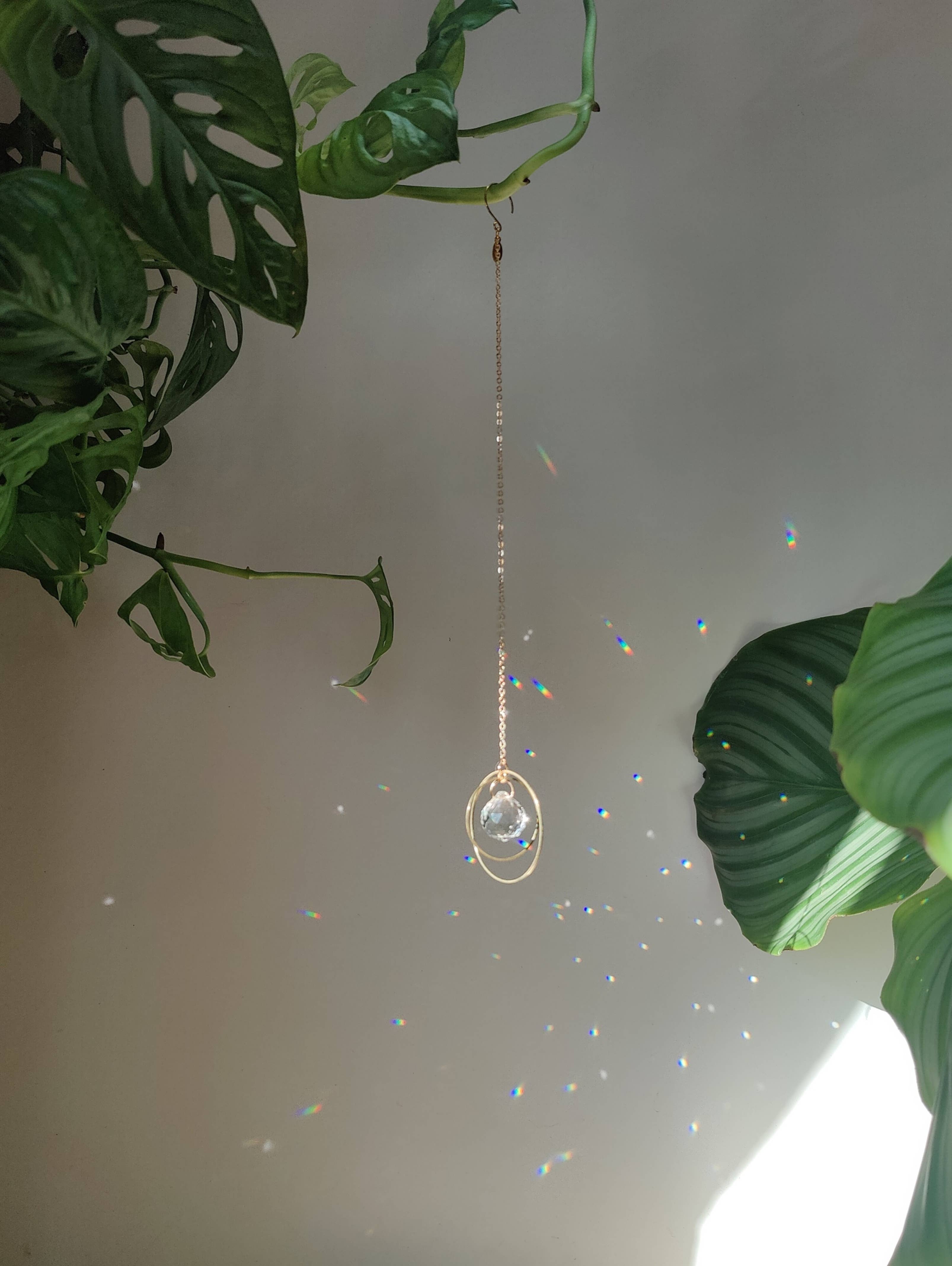 Atelier Intuitive – Suncatcher por atacado – Galaxy Mini • Mini filtro de luz em latão e cristal de vidro1