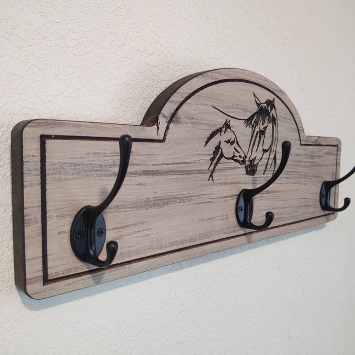 Portemanteau - Chevaux pour la vente par Knotty Pine Woodworks
