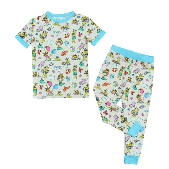 Cream Multi Arthurâ„¢ Family Vacation Bamboo Short Sleeve Kids Pajama Set for wholesale on Faire