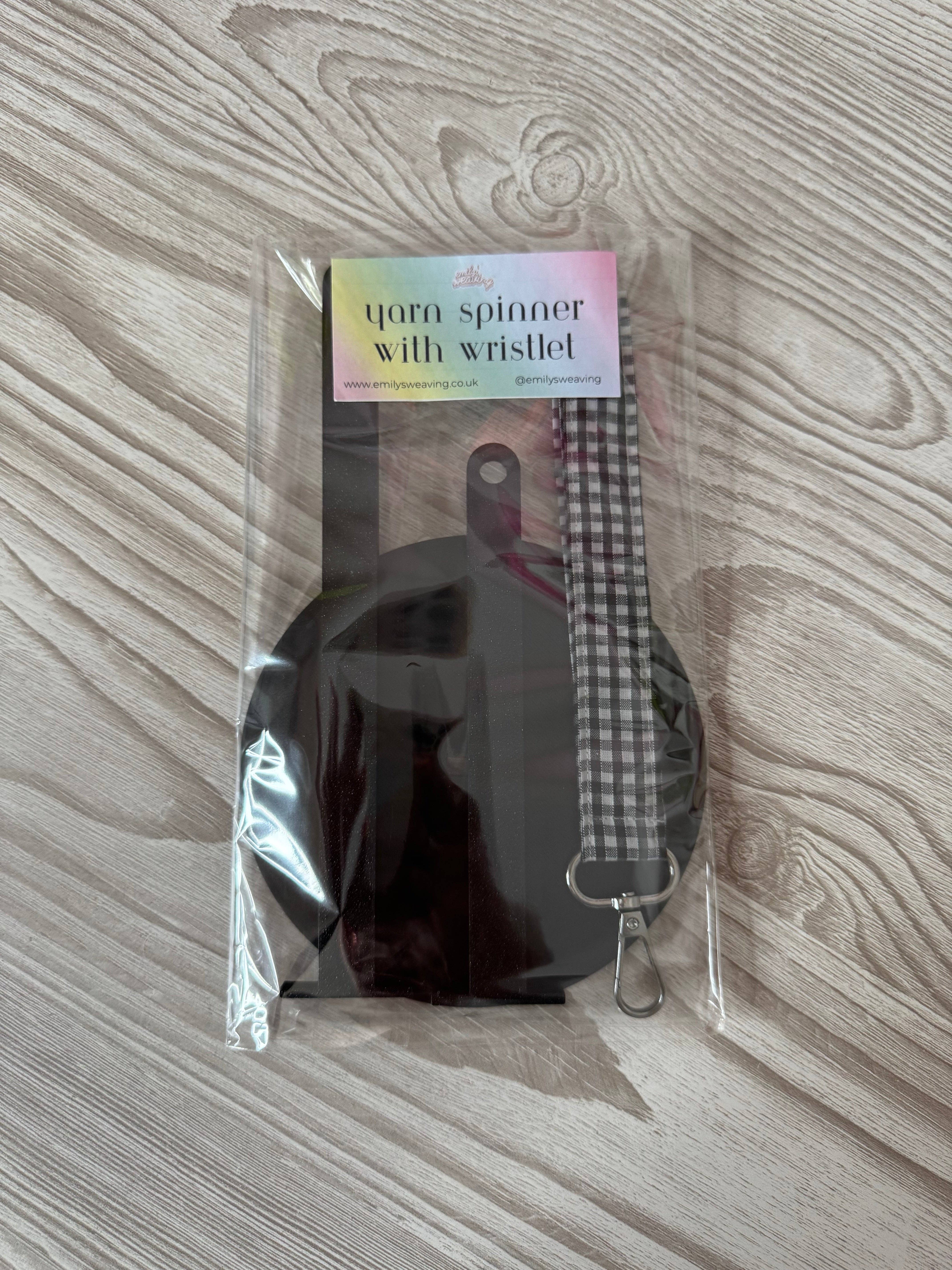 Emily's Weaving – wholesale Knitting/Crochet Supplies – Black Yarn Spinner with Gingham Wristlet6