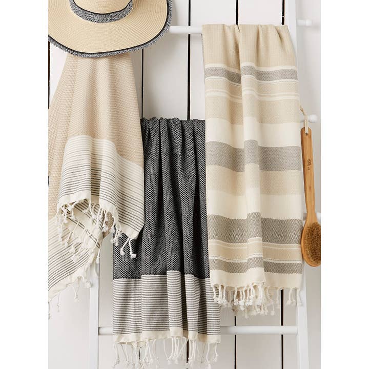 Design Imports - Wholesale Beach Towel - Black Diamond Fouta Towel1