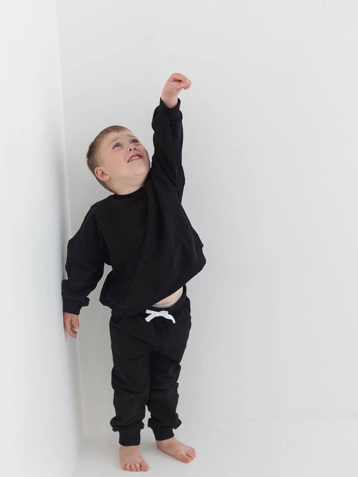 Mila & Co. - Wholesale Top & Pant Set - Kids - Sweatshirt & Jogger Set | Black2