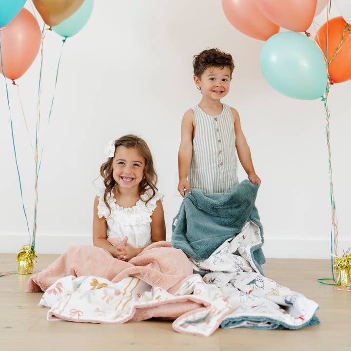 Saranoni - Wholesale Bedding Blanket - Kids & Baby - MINKY/LUSH TODDLER BLANKETS