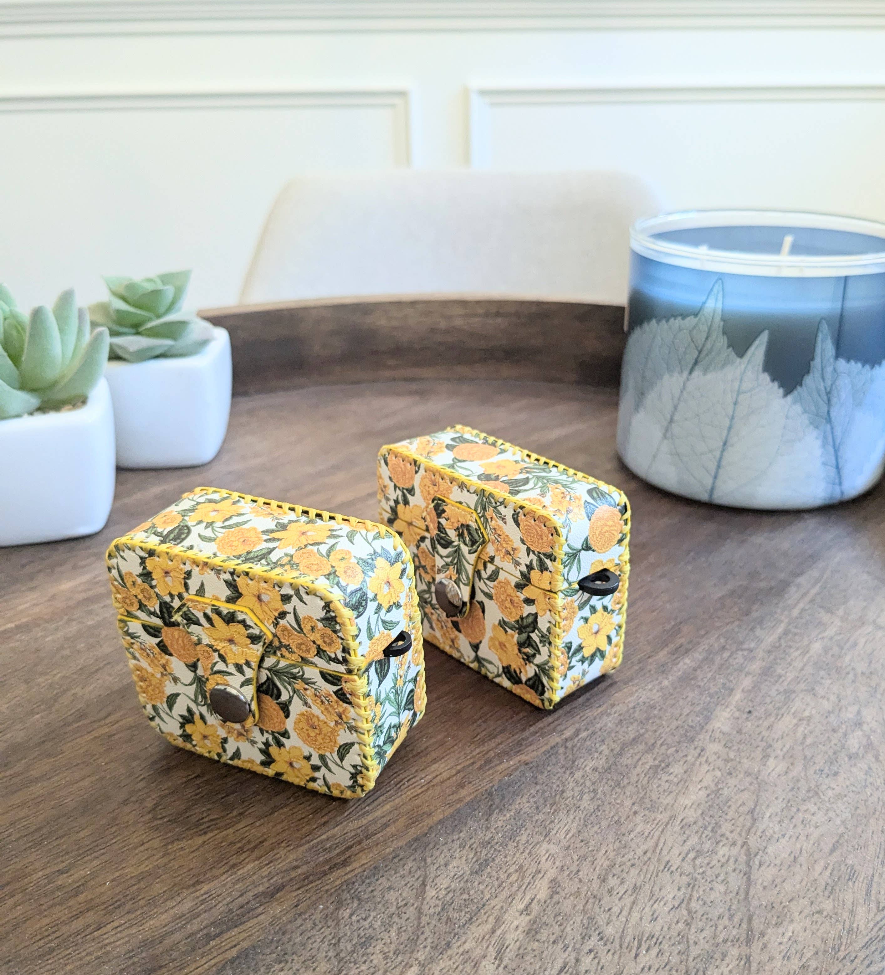 Cutepaws Phone Case - Wholesale Earphone/Headphone Case - Unisex - Cute Yellow Floral AirPods Case for Pro/Pro2 and 3rd Gen3