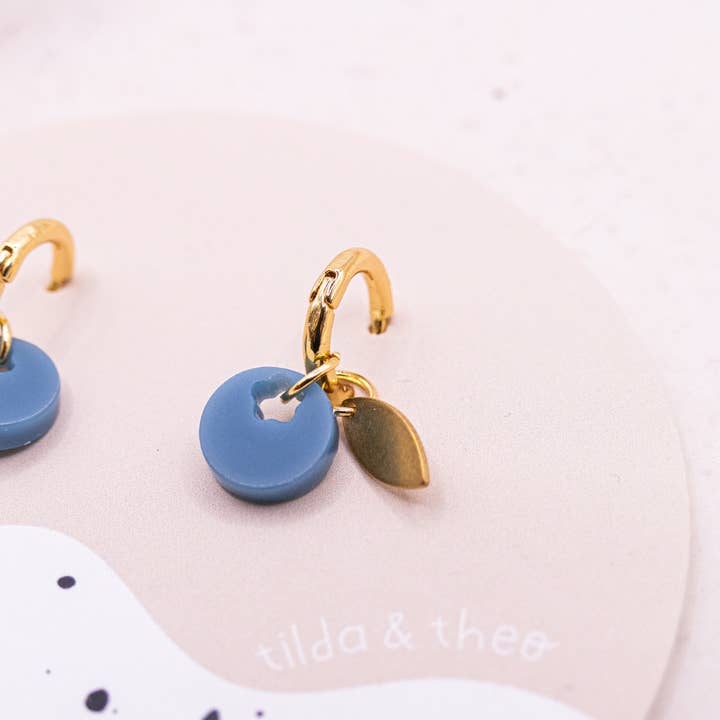 Blueberry creole earrings made of blueberry 18k gold plated for wholesale by Tilda&Theo