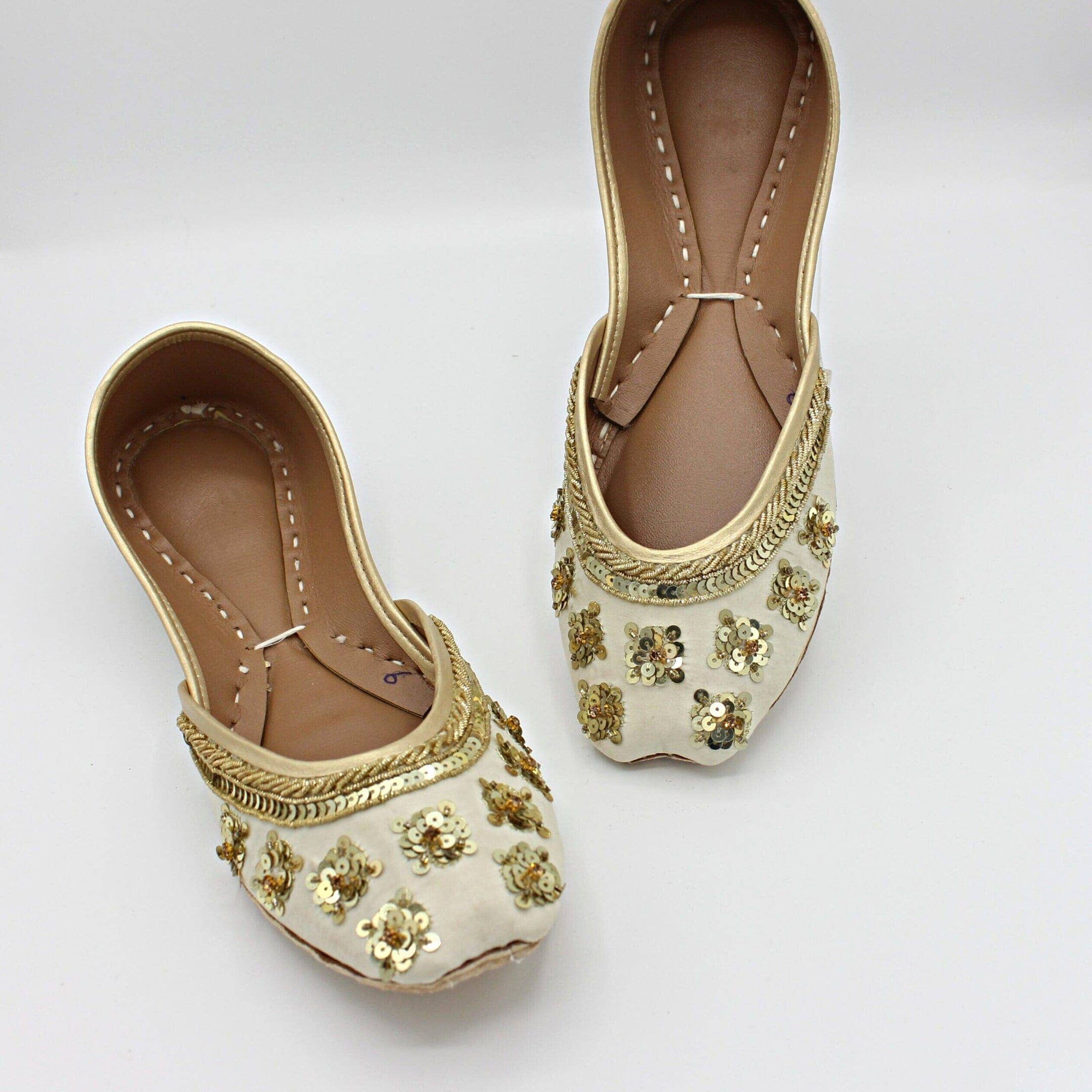 Ivory Cite Hadippa Gold Embellished Punjabi Jutti Off White Satin for wholesale on Faire0