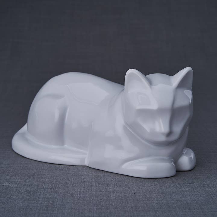 Pulvis Art Urns - Wholesale Urn - Cat Cremation Urn - White | Ceramic
