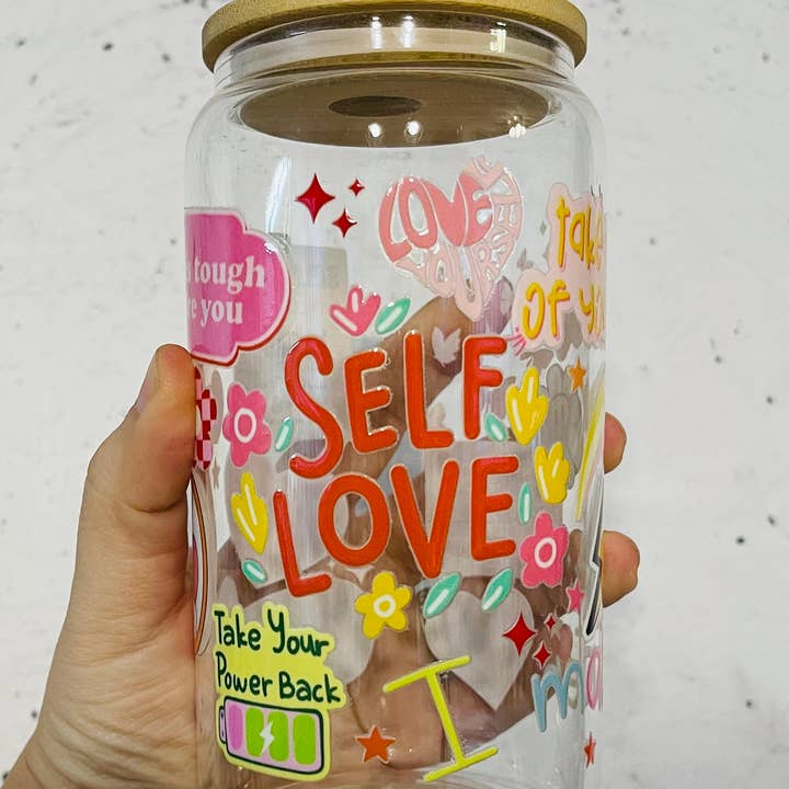 Bicchiere in vetro da 16 oz motivazione per l'amor proprio per la vendita all'ingrosso da parte di 417 Designs LLC