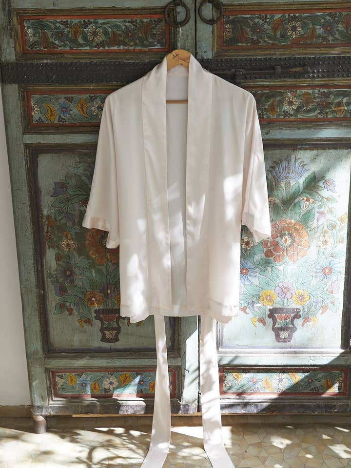 Robe de seda curto feminino por atacado de This Way