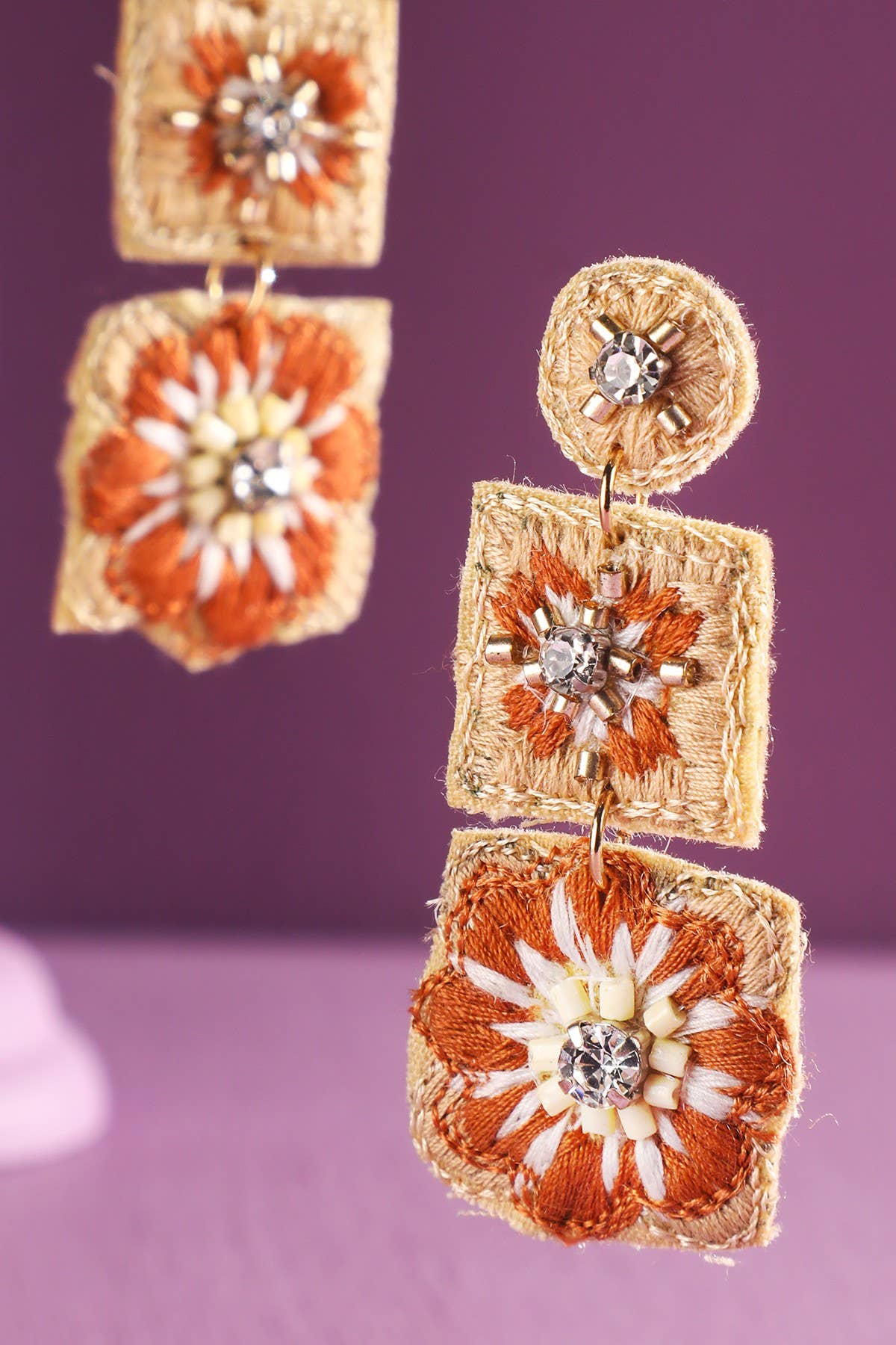 Urbanista - Venta al por mayor Pendientes colgantes - Pendientes Colgantes de Flores Indias Coser a Mano1