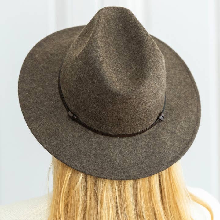 TRAVAUX EN COURS... - Wholesale Fedora - Women's - FELT HAT - leather band, sewn brim20