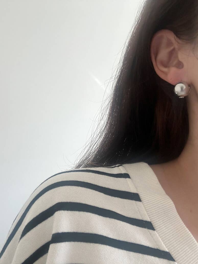 MOND HAUS - Wholesale Huggie Earrings - Anita Earrings | Puff Sphere Ball Snap Closure Huggie Hoop3