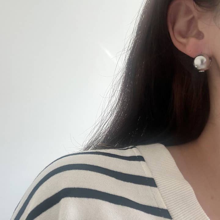 MOND HAUS - Wholesale Huggie Earrings - Anita Earrings | Puff Sphere Ball Snap Closure Huggie Hoop3