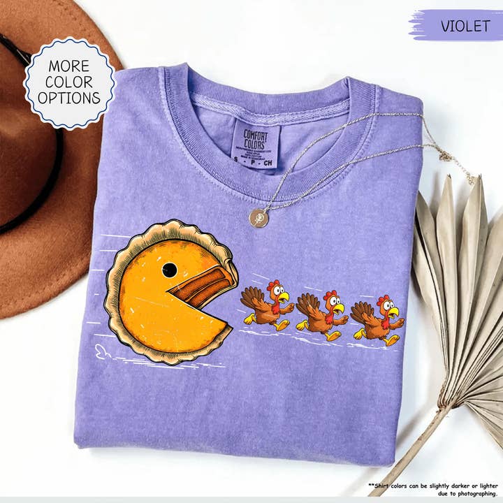 Glaime – wholesale T-shirt (graphic) – women's – Comfort Colors Pumpkin Pie Chasing Shirt, Funny Sweatshirt3