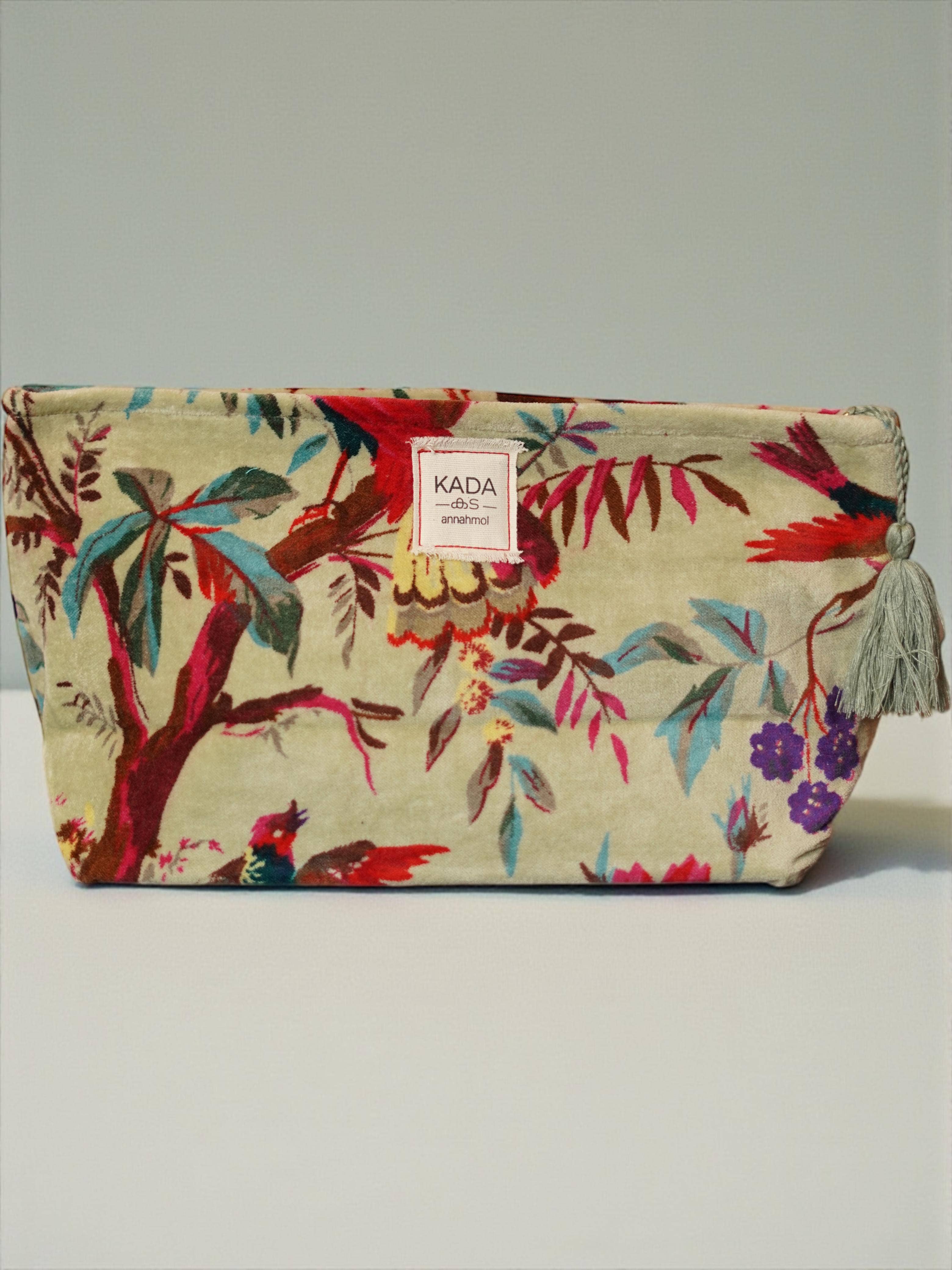 Annahmol - Wholesale Makeup/Cosmetic Bag - Velvet Cosmetic Bag/Pouch: Assorted Prints8