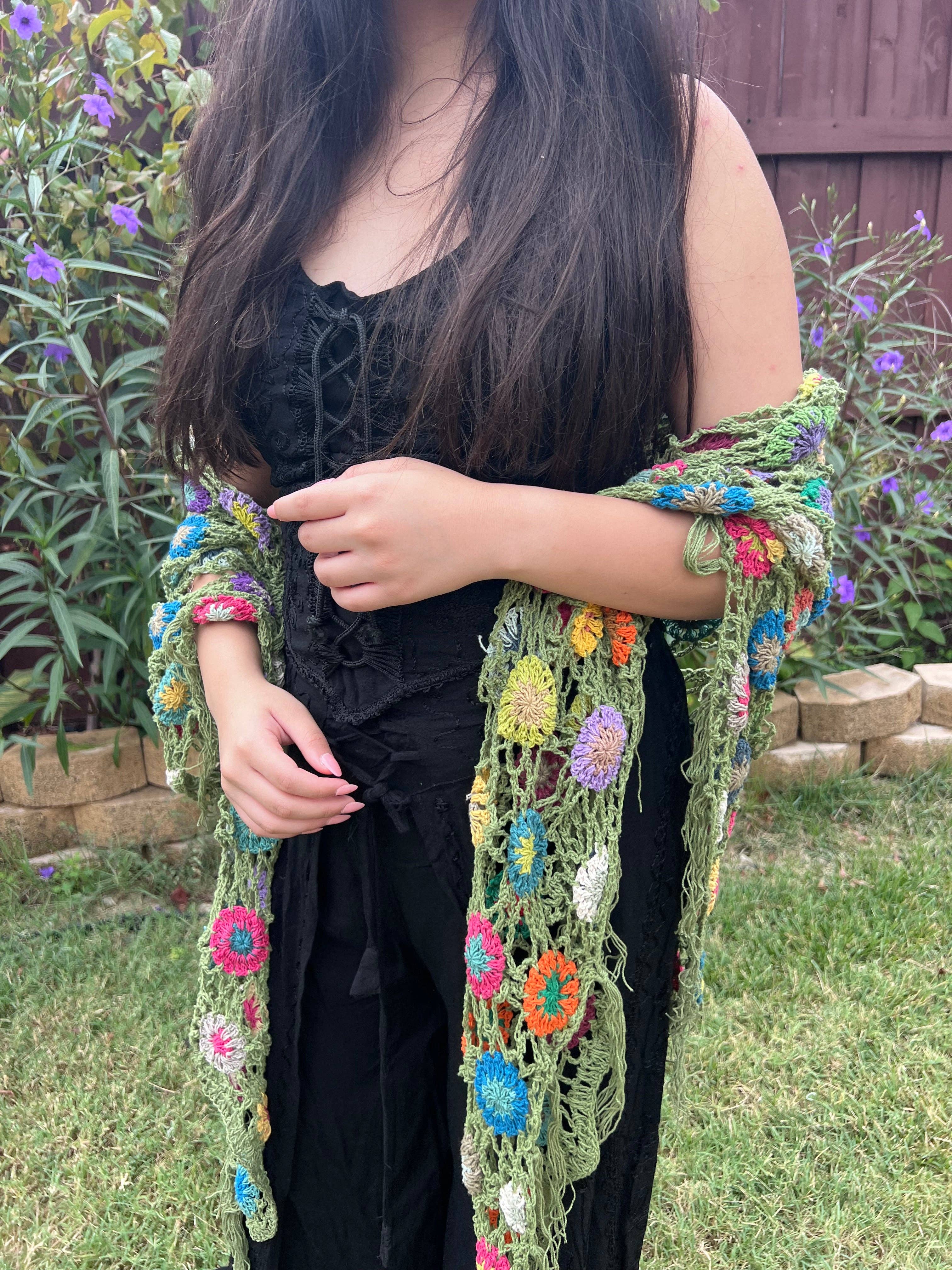 PuzzleStack - Vendita all'ingrosso Stola - Donna - Scialle a Rete all'Uncinetto Fiori di Campo3