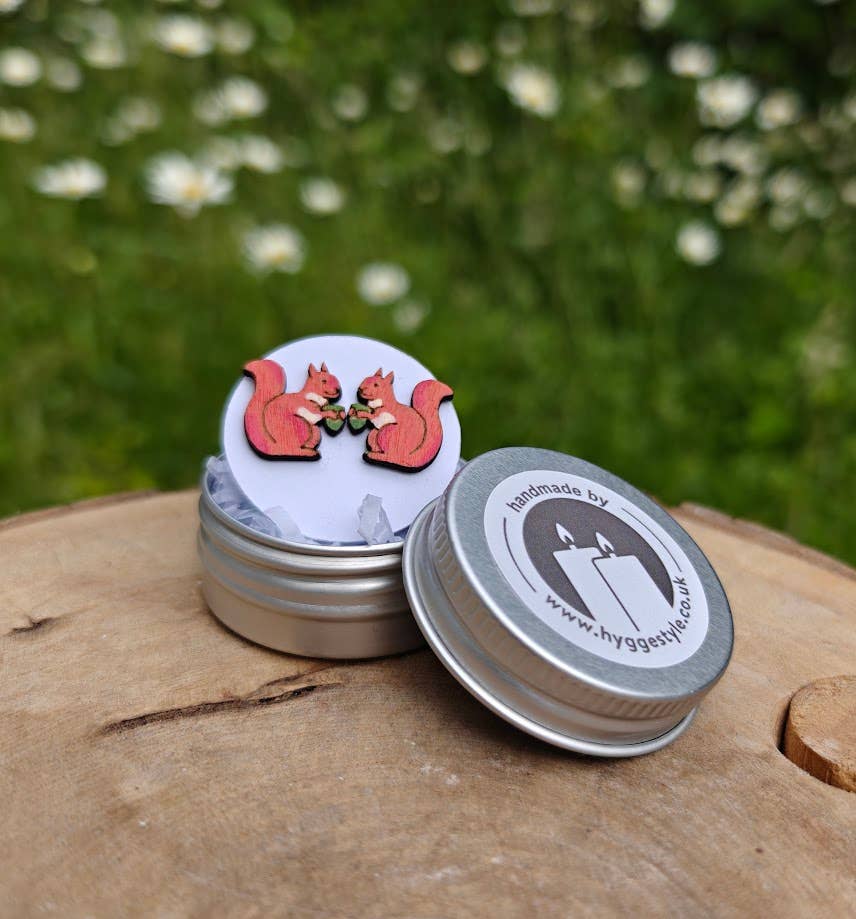 Hyggestyle – wholesale Stud/post earrings – Handmade Birch Autumn Red Squirrel Earrings with Gift Tin 0