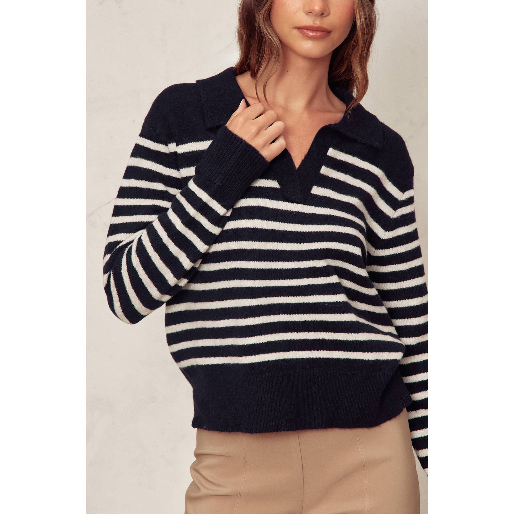 Dress Forum – Pulôver - Mulher por atacado – Camisola Polo Listrada Macia e Fuzzy9