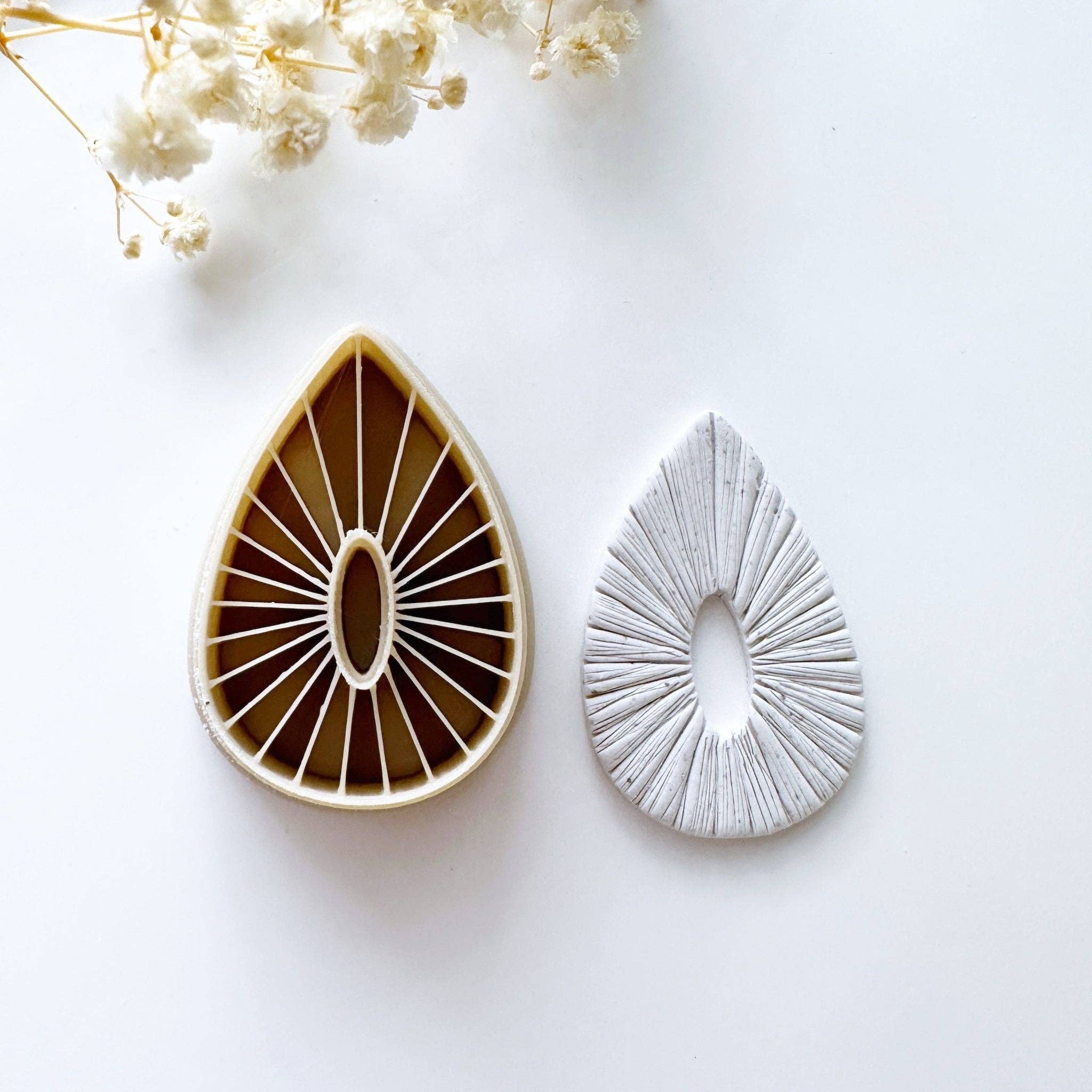 S.I. Originals - Wholesale Craft Tool - Macrame teardrop cutter0