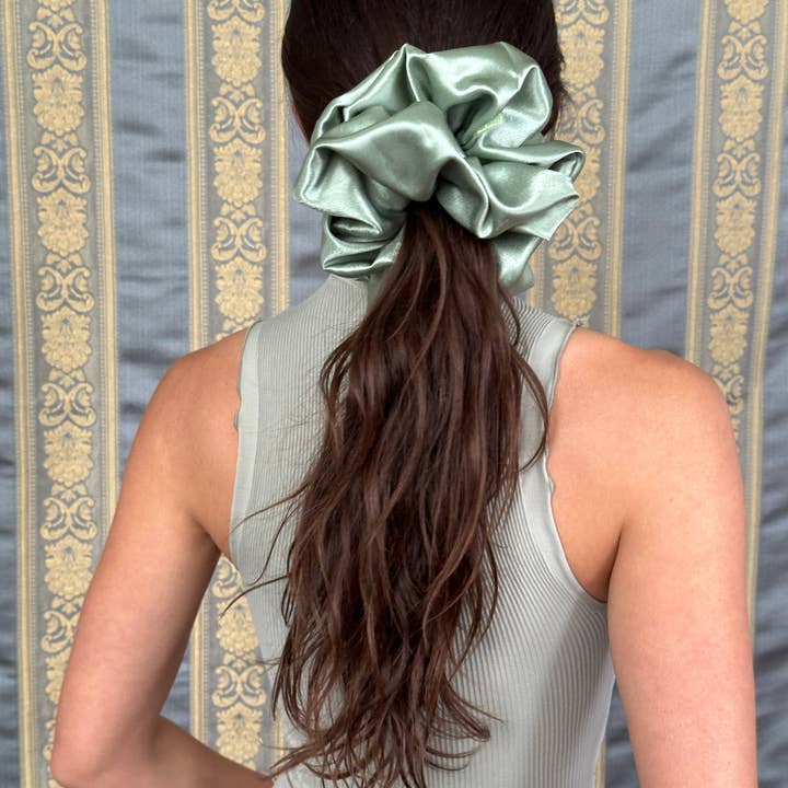 Room Shop – wholesale Scrunchie - Women’s – Giant Satin Scrunchie9