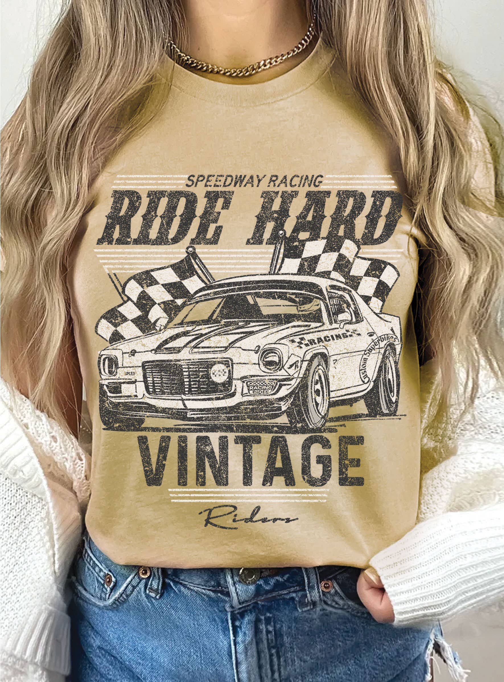 Rustee Clothing - Wholesale T-shirt met print - Dames - Ride Hard vintage t-shirts met auto graphic3
