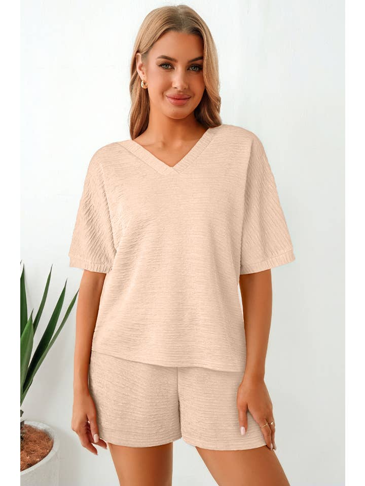 LA Society - Vente Ensemble de vêtements d'intérieur – femme - Ensemble de détente avec t-shirt texturé à col en V et short taille haute2