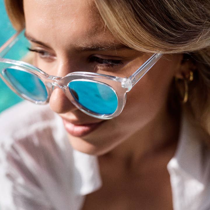 CIEL MAKEY. Lunettes de soleil pour la vente par Minue Opticians