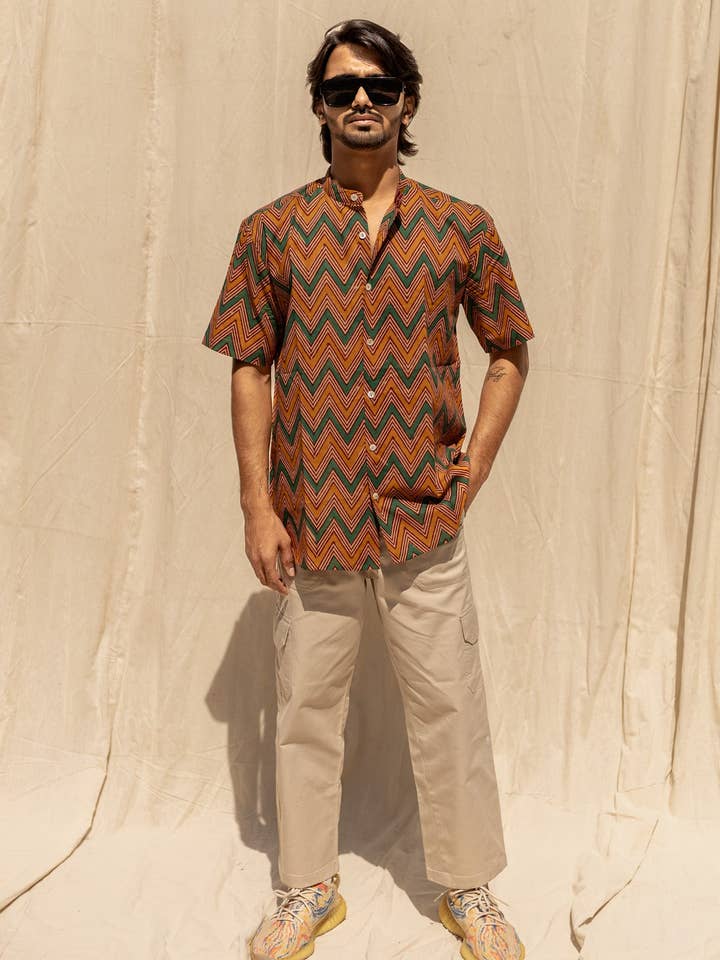 Studio Kibun - Vente Chemise – unisexe - Chemise en coton imprimée à la main Kaleidoscope1