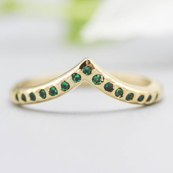 14k Gold Geometric Band Ring with Center Emeralds for wholesale by Metal Studio Jewelry