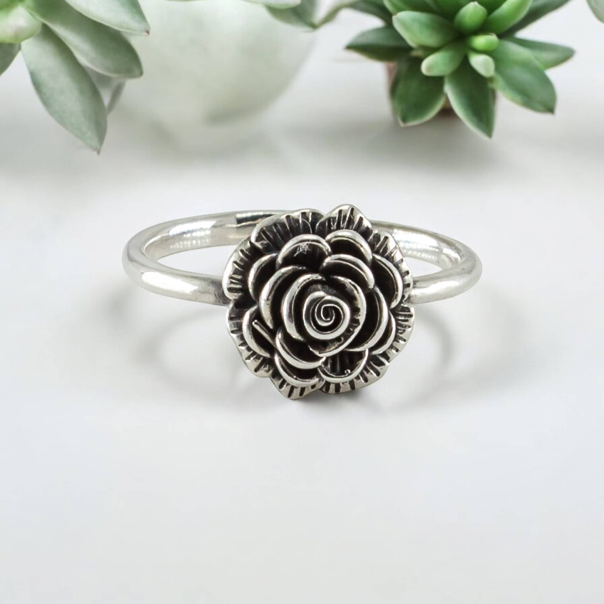 Quasar Gems USA - Vendita all'ingrosso Anello midi/a fascia - Fascia Anello Fiore Argento