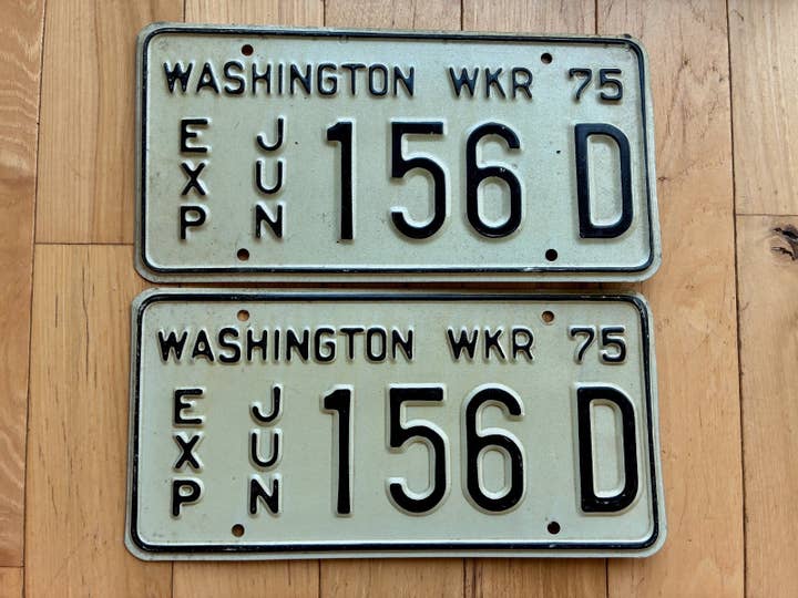 Coppia di targhe di demolizione dello Stato di Washington del 1975 per la vendita all'ingrosso da parte di RusticPlates
