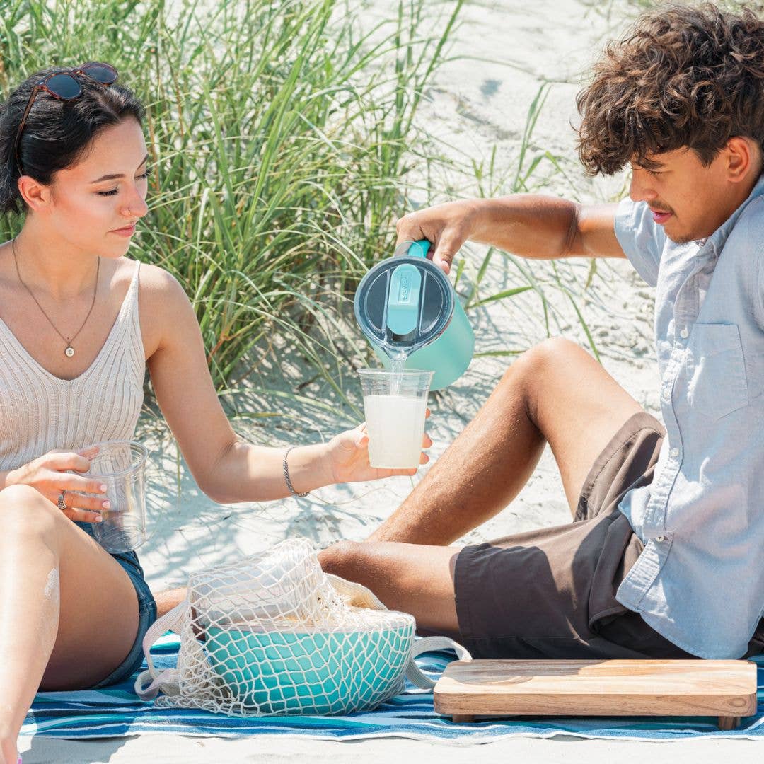 served - Wholesale Pitcher - Vacuum-Insulated Pitcher - Party Ready in Blue Lemonade2