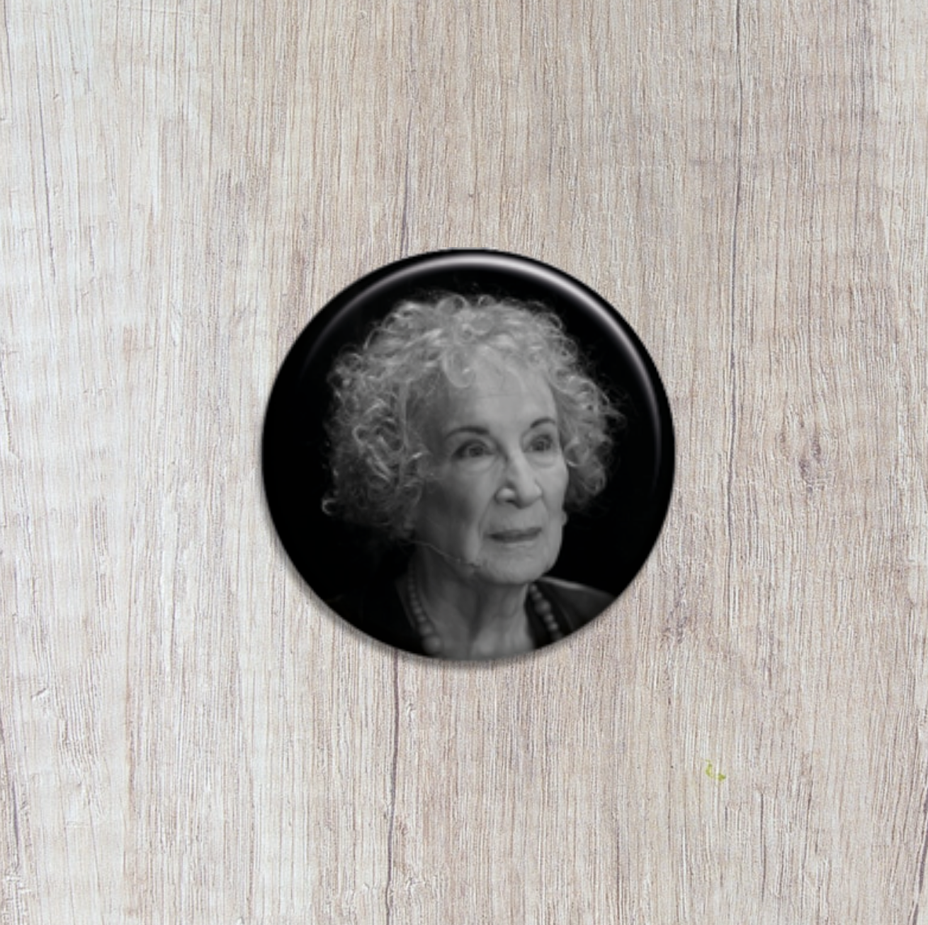 Momokin - Wholesale Lapel Pin/Button - Margaret Atwood - Button0