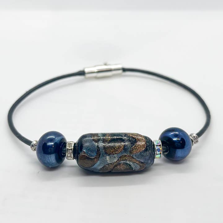 The Knights Heart for wholesale by Hang-ups by Ami