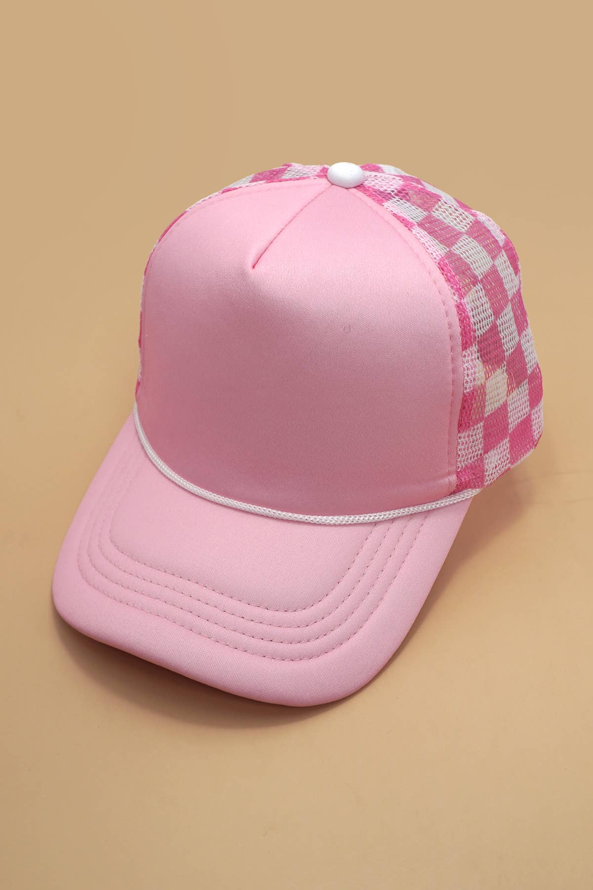 JOSSLYN by wall to wall - Wholesale Trucker Hat - Women's - TRUCKER HAT CHECKER FOAM FRONT MESH BACK CAP | 40HW72611