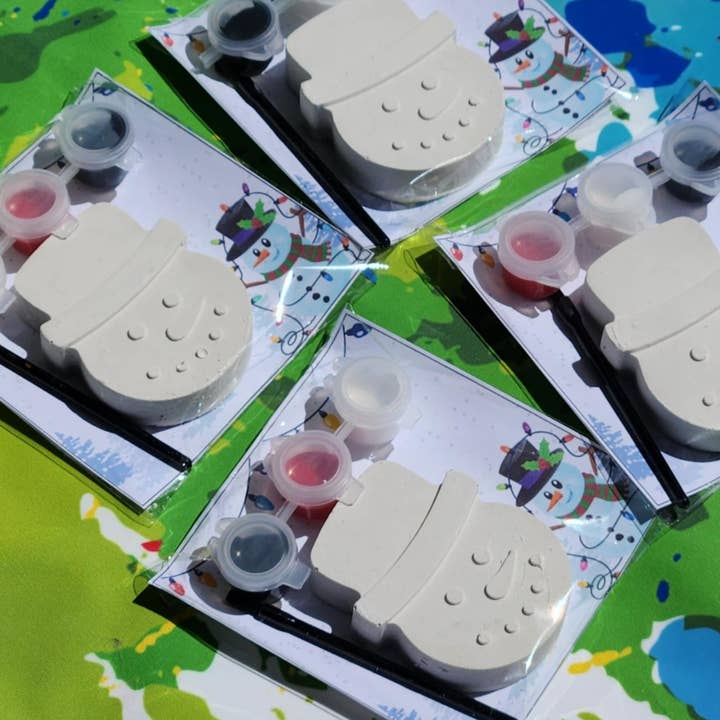 Snazzy Crayons - Wholesale DIY Craft Kit - Snowman Plaster Paint Kits l Christmas Present l4