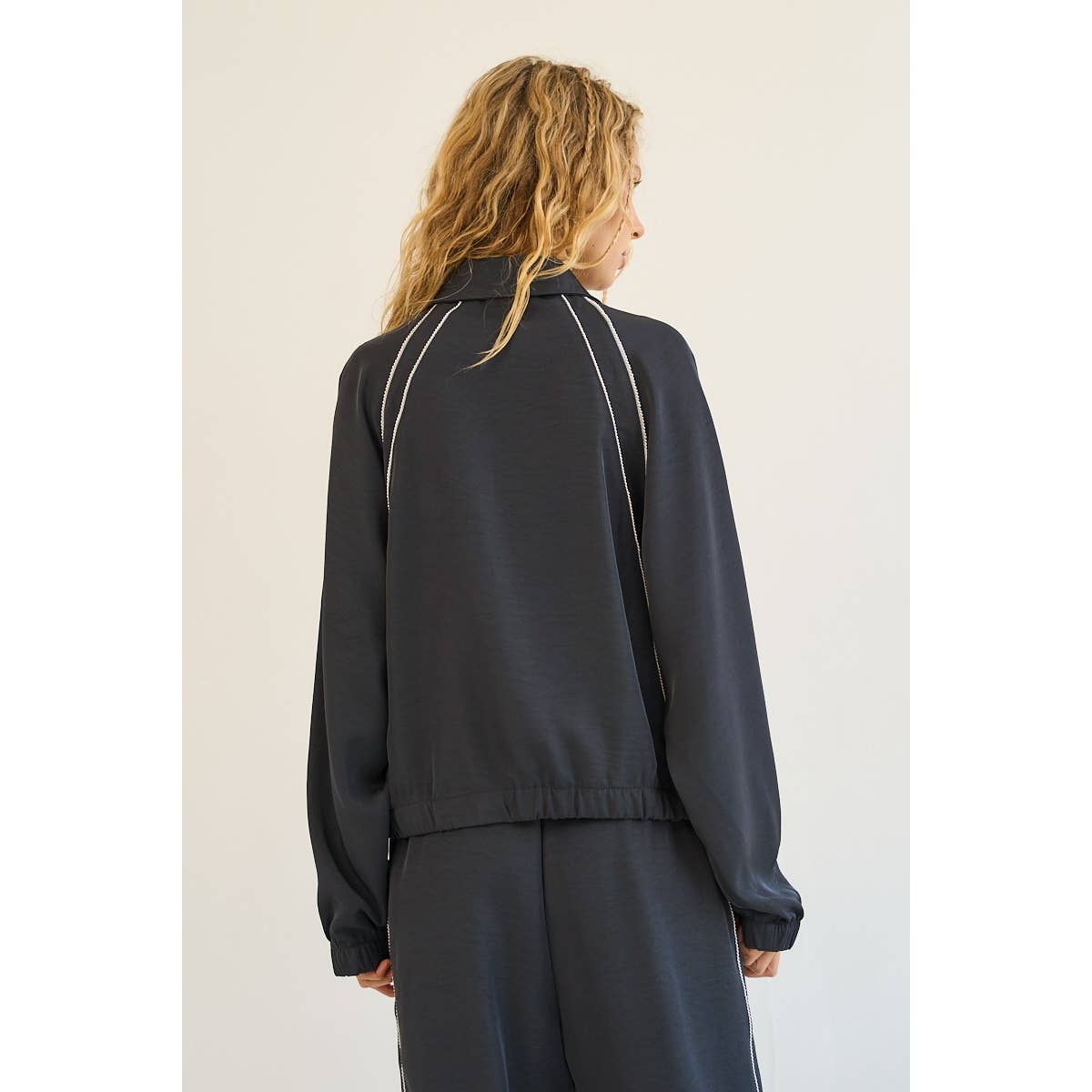 The GREii – wholesale Top & pants set (NOT Loungewear) – Women's – Metalic Piping Detail Top and Drawstring Pant Set 10