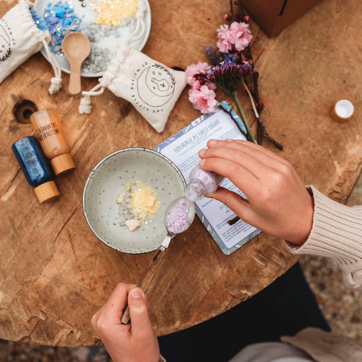 The Little Potion Co - Wholesale DIY Craft Kit - Kids - Moon Magic - Mindful Potion Kit9