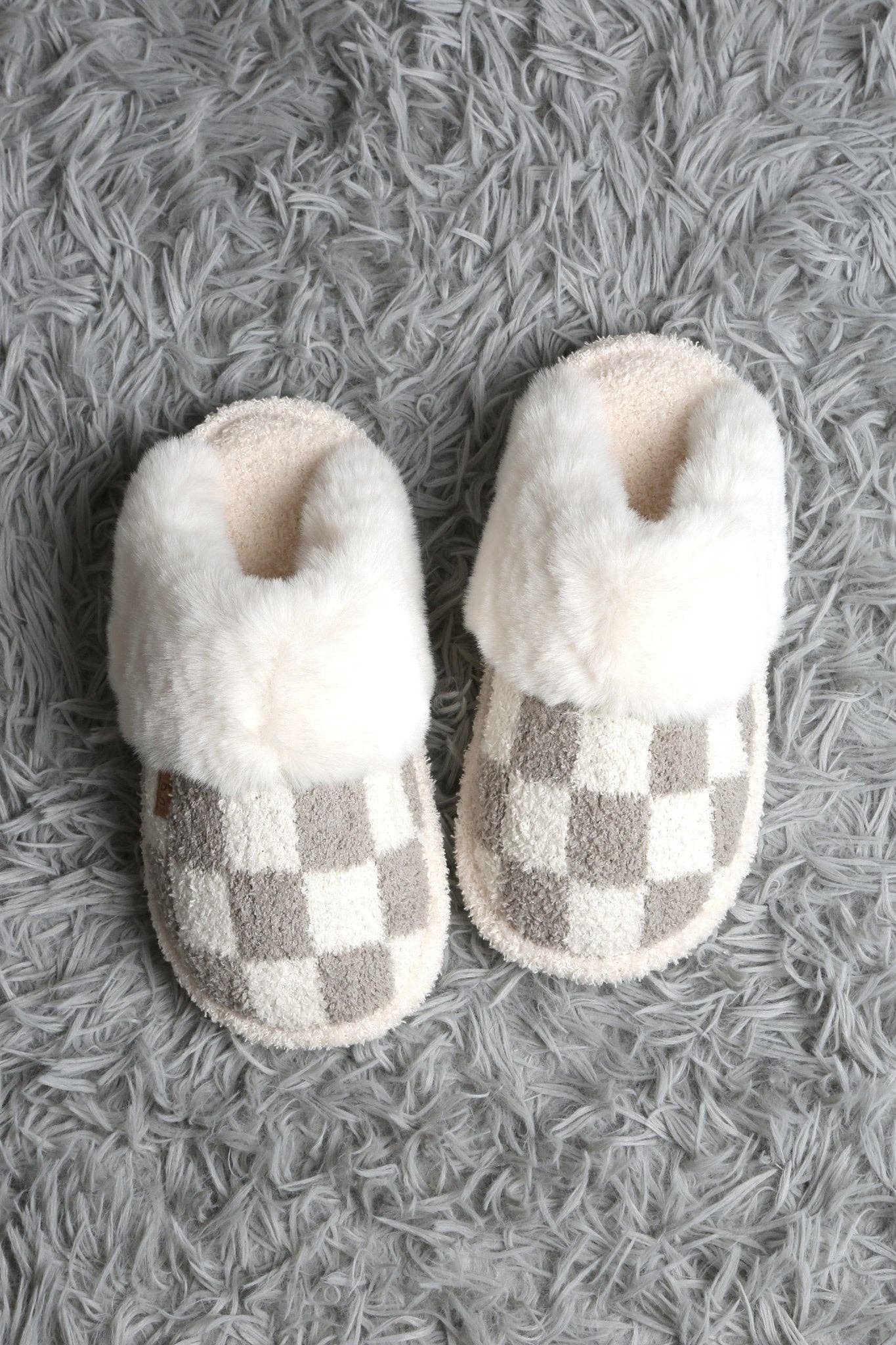 MiMi Wholesale - Wholesale Slippers - Women's - JCL6126 Super Lux Checker Faux Fur Cuff Slippers3
