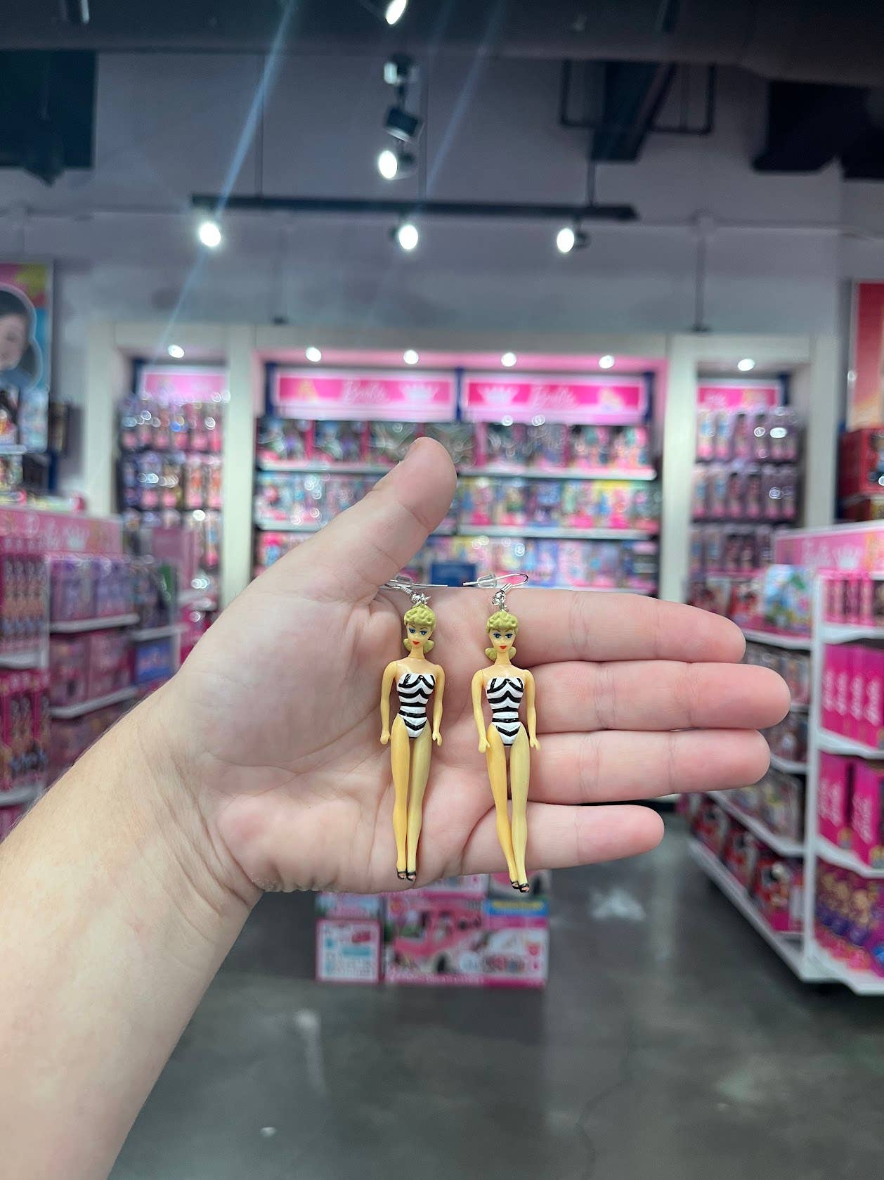 NO RHYME OR REASON ART - Wholesale Dangle Earrings - Classic, Original Barbie Earrings - Posable, Retro, 50s9