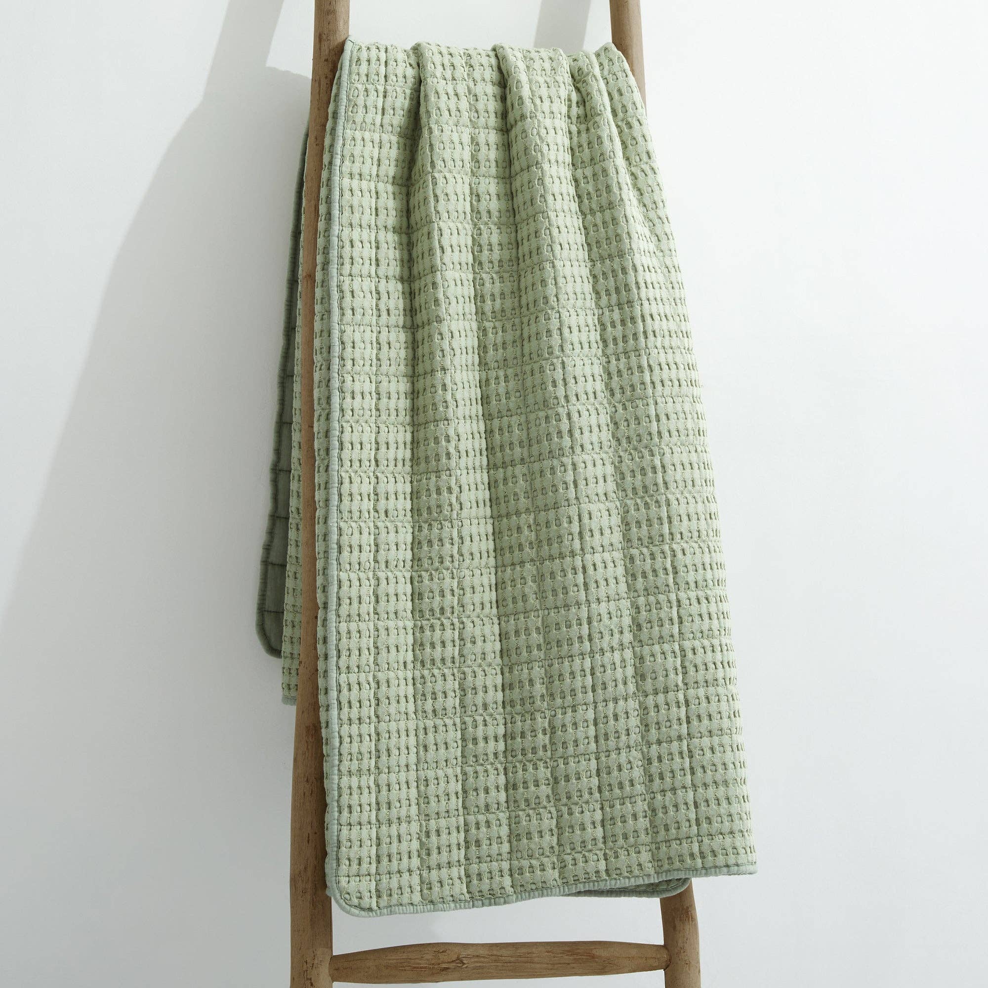 Levtex Home - Wholesale Throw Blanket - Mills Waffle Quilted Throw42