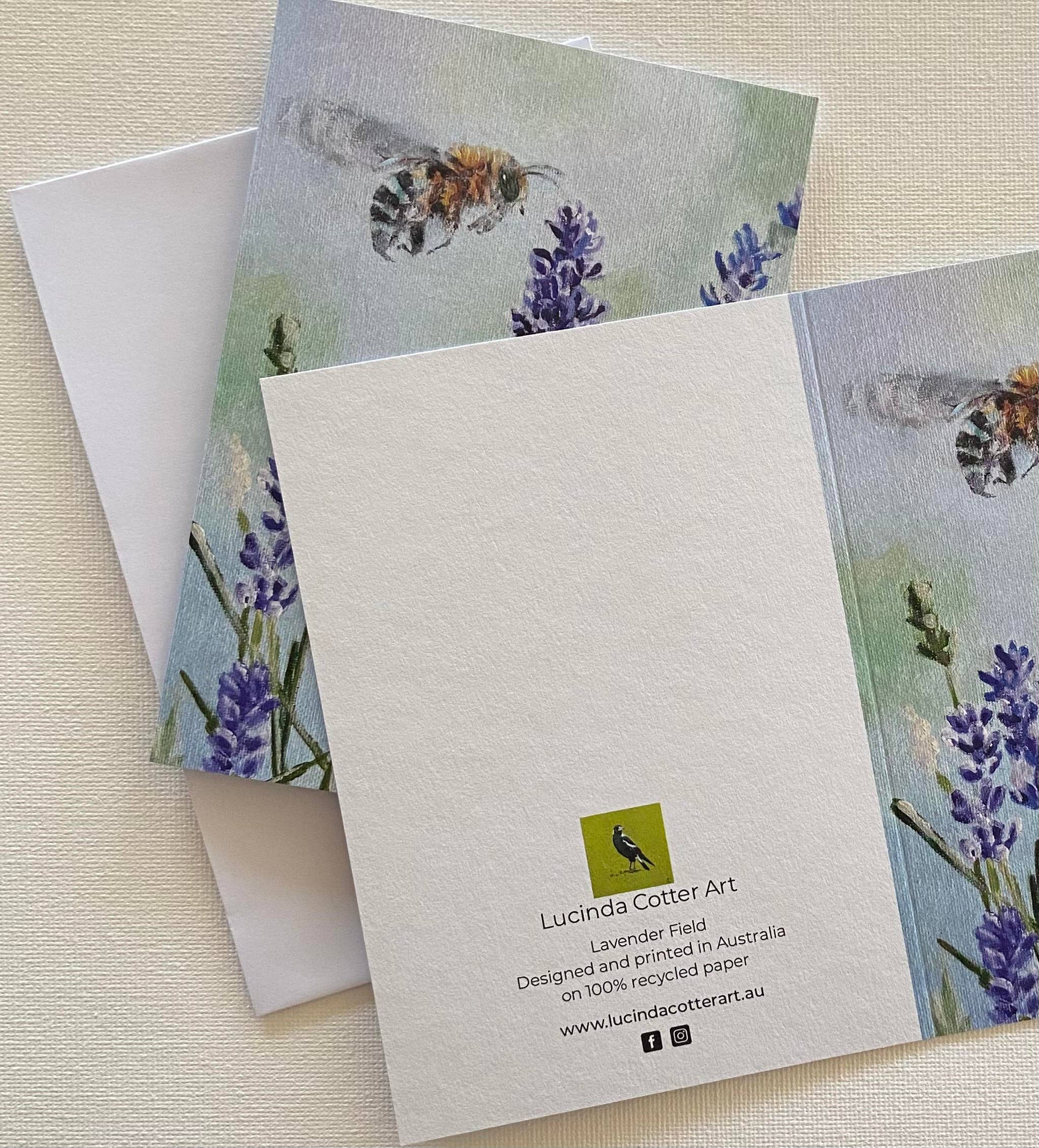 Lucinda Cotter Art – wholesale Vardagliga hälsningskort – Hälsningskort med inhemsk bi och lavendel1